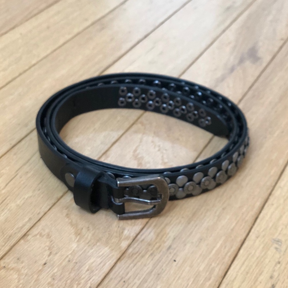 ⭐️2/15⭐️ Studded Black Belt